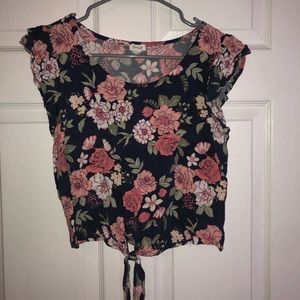 Cute garage top, tie bottom and ruffle cap sleeves